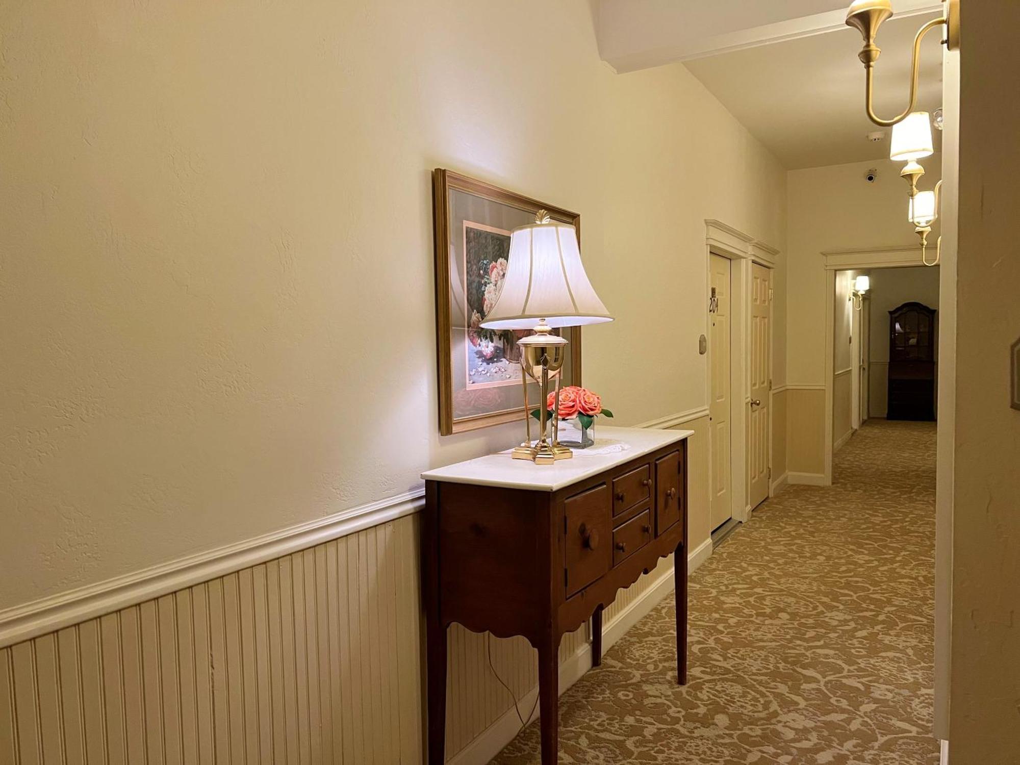 Best Western Grandma'S Feather Bed Mendenhaven Luaran gambar