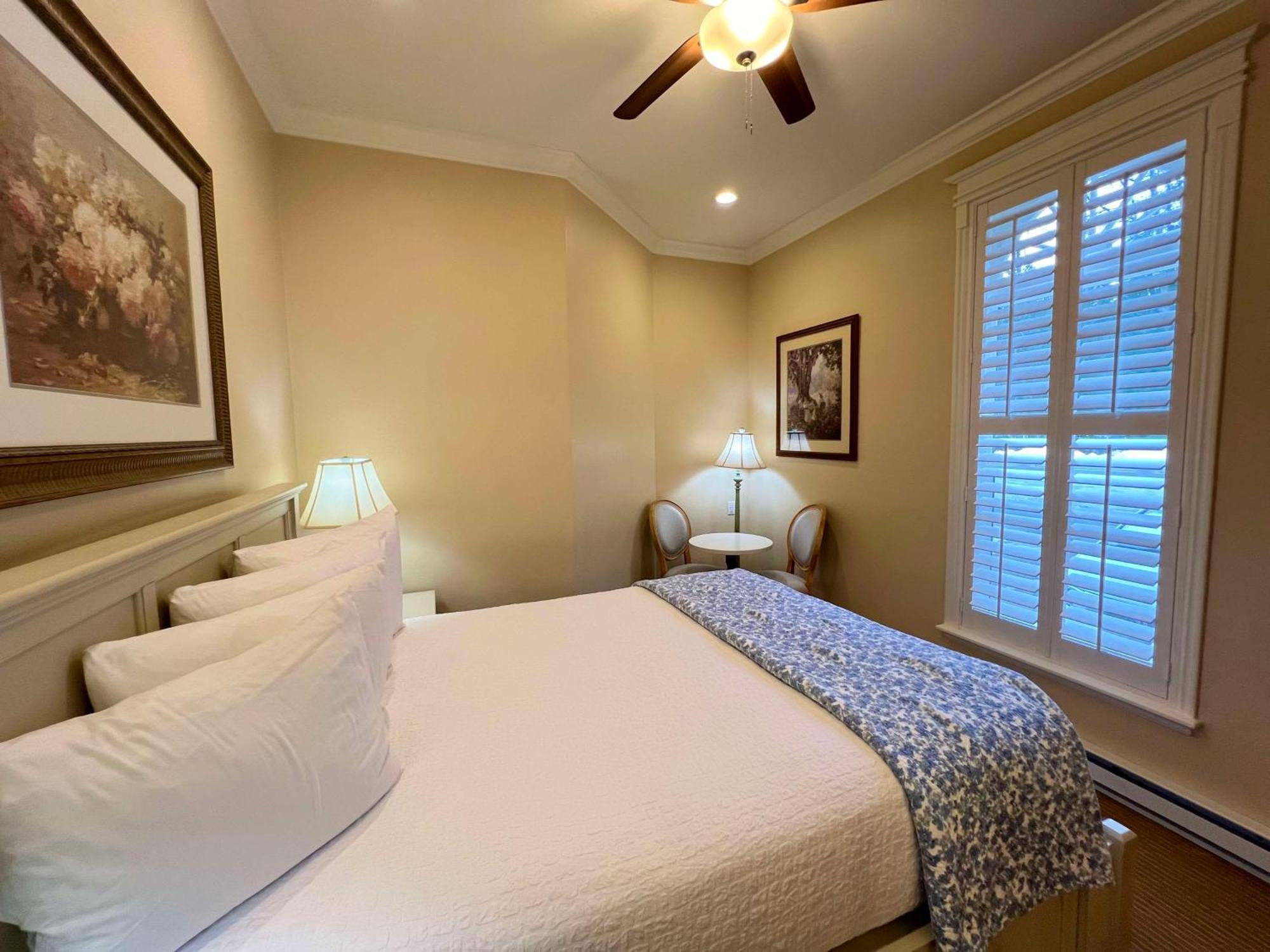 Best Western Grandma'S Feather Bed Mendenhaven Luaran gambar